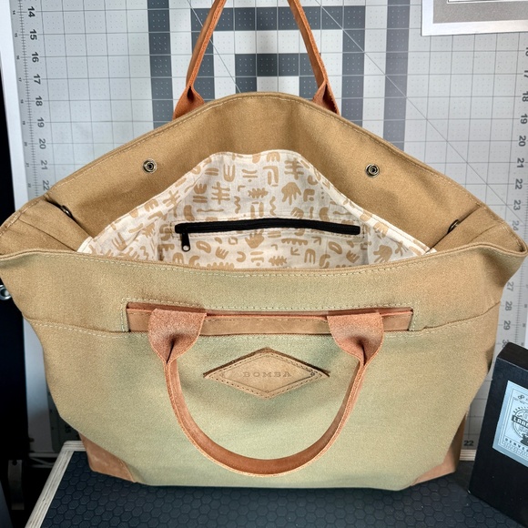 BOMBA®  |  KERALA BAG™  |  LEATHER/CANVAS TOTE  |  UTILITY  |  XLNT  | - Picture 4 of 16
